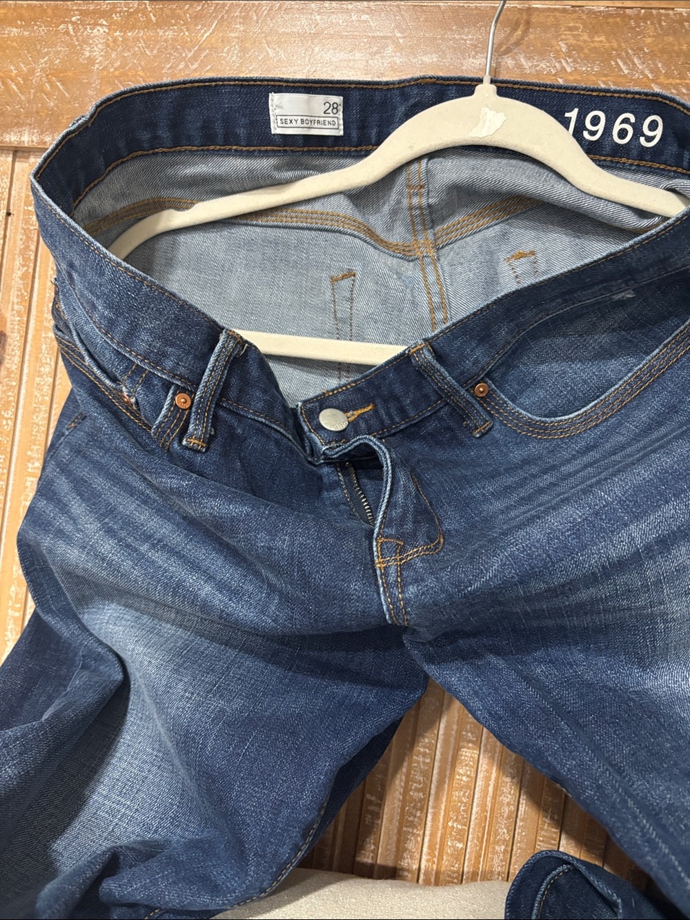GAP women Relaxed Jeans in Indigo Blue